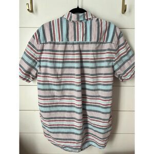 ✨Men’s Tommy Hilfiger Button-up ✨